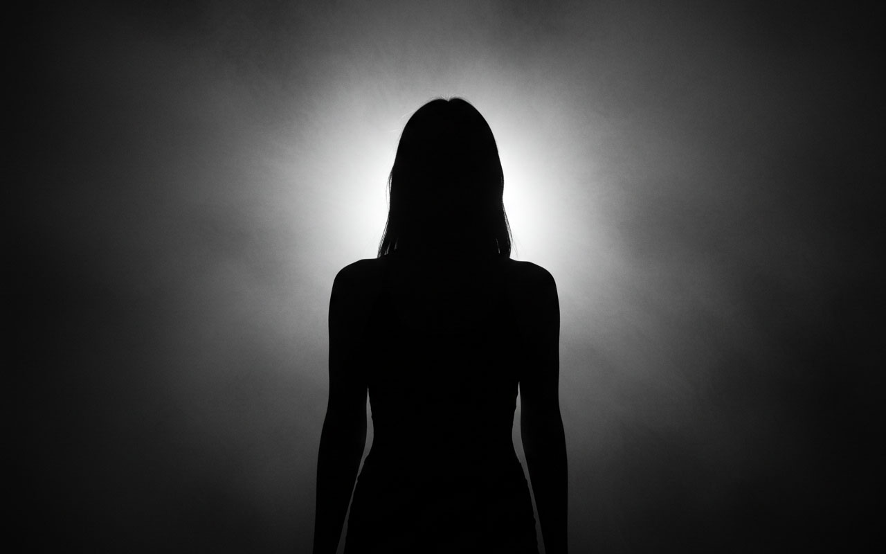 Carlee silhouette
